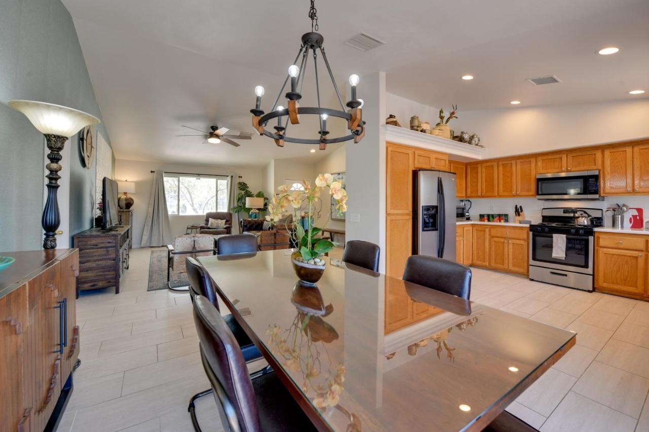 Updated Abode 22 Mi To Joshua Tree National Park! Моронго-Вэлли Экстерьер фото