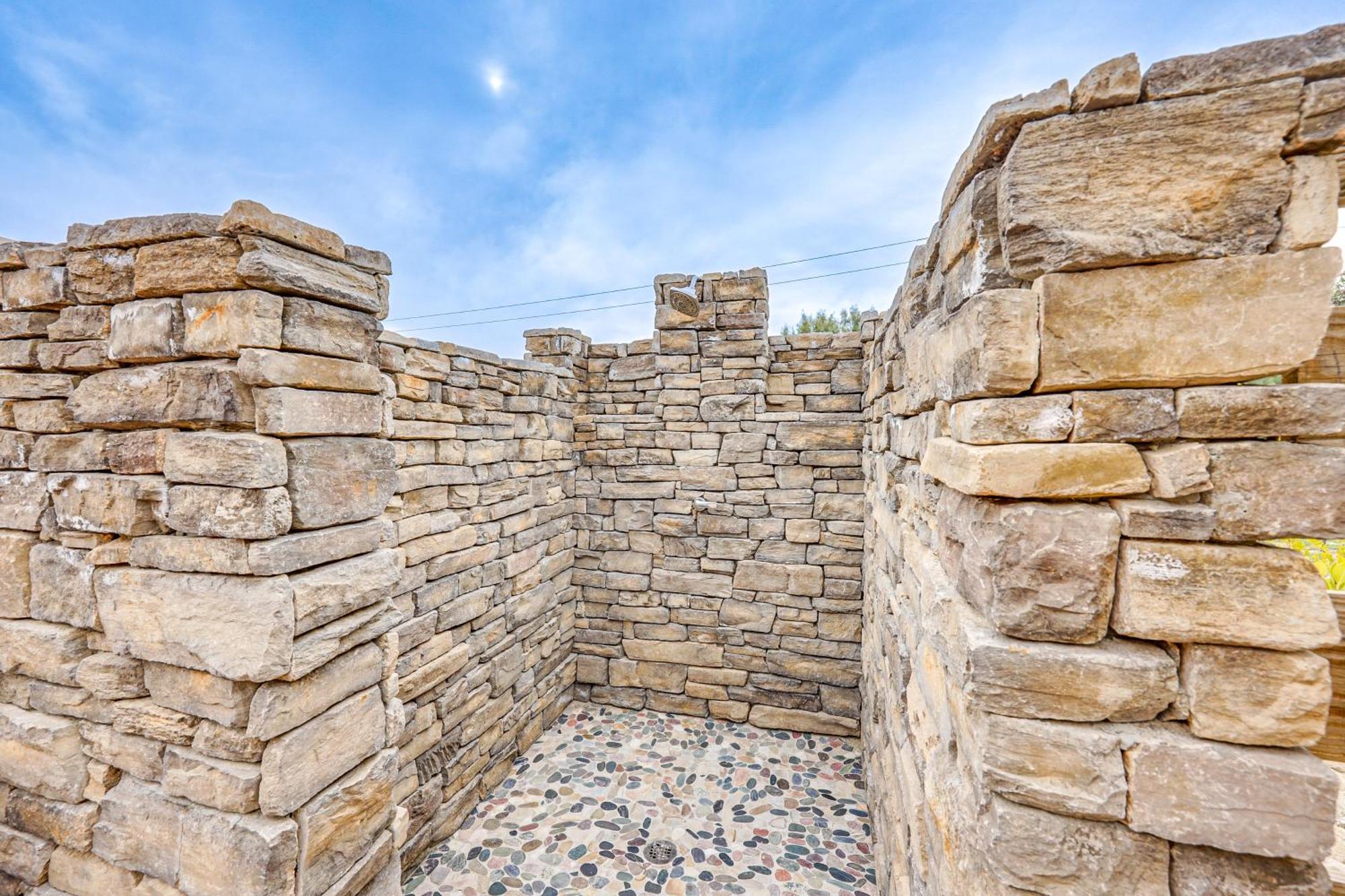 Updated Abode 22 Mi To Joshua Tree National Park! Моронго-Вэлли Экстерьер фото